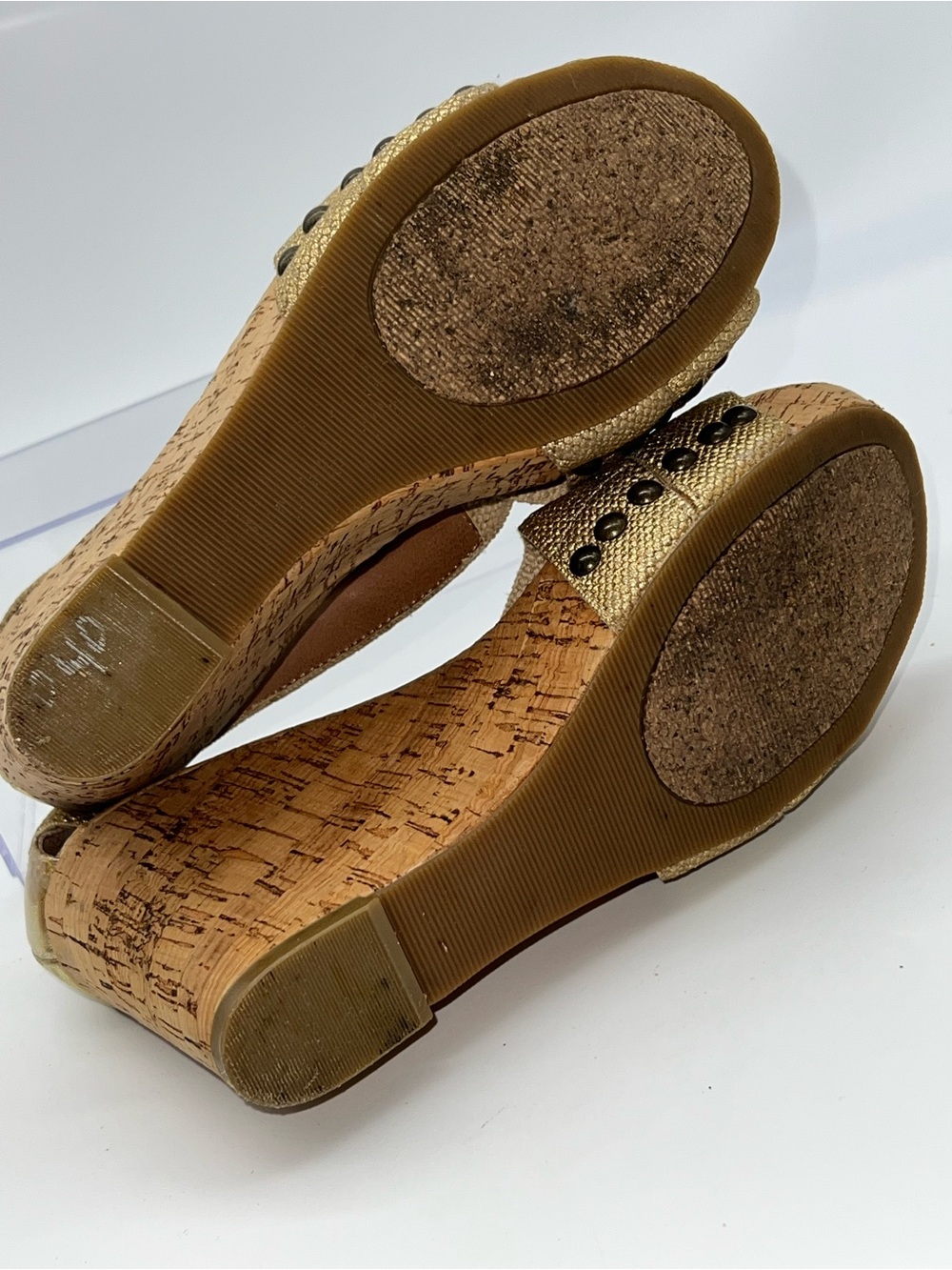 Lucky Brand Gold Metallic Canvas Upper Wedge Cork Heels Size 6.5 - Picture 6 of 12
